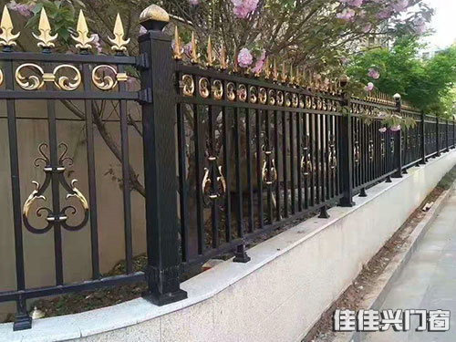 鋁合金圍欄 鋁合金圍欄