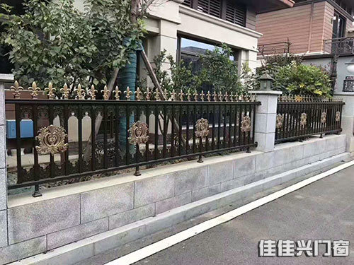 鋁合金圍欄 鋁合金圍欄